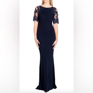 Elegant Badgley Mischka Women’s Navy Blue Lace Sleeve Jersey Shirred Gown Dress